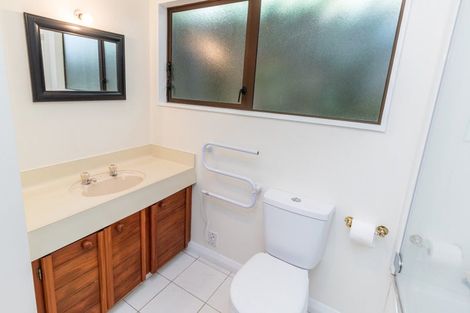 Photo of property in 28a Farm Road, Northland, Wellington, 6012