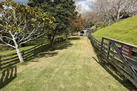 Photo of property in 102b James Road, Maungaturoto, 0587