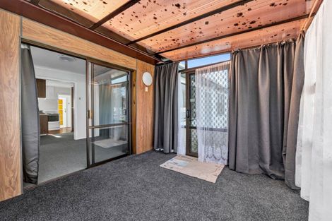 Photo of property in 102 Brecon Road, Stratford, 4332