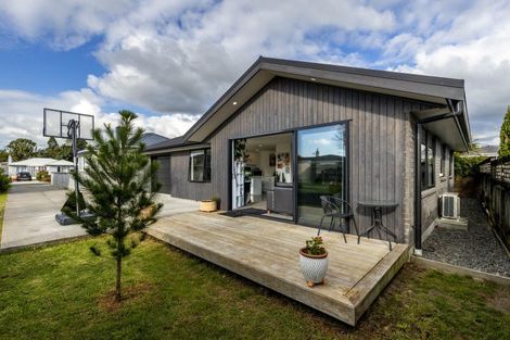 Photo of property in 32a Tokomaru Street, Welbourn, New Plymouth, 4312