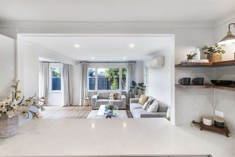 Photo of property in 98 Amyes Road, Hornby, Christchurch, 8042