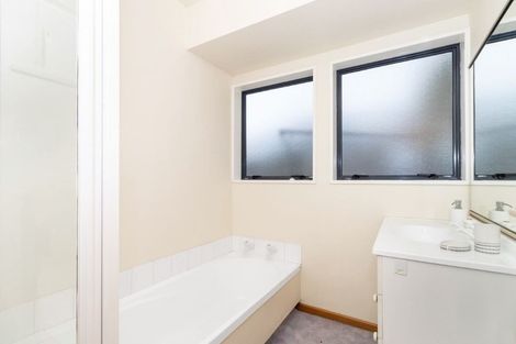 Photo of property in 27 Cardigan Bay Place, Addington, Christchurch, 8024