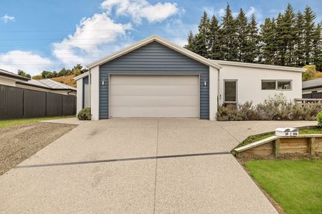 Photo of property in 39 Walton Way, Lower Shotover, Queenstown, 9304