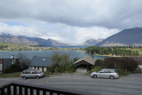Photo of property in 8 Earnslaw Terrace, Queenstown, 9300