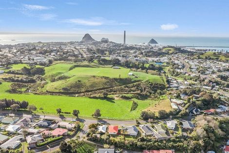 Photo of property in 193 Omata Road, Blagdon, New Plymouth, 4310