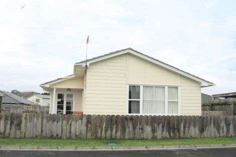 Photo of property in 20 Mcentee Street, Papakura, 2110