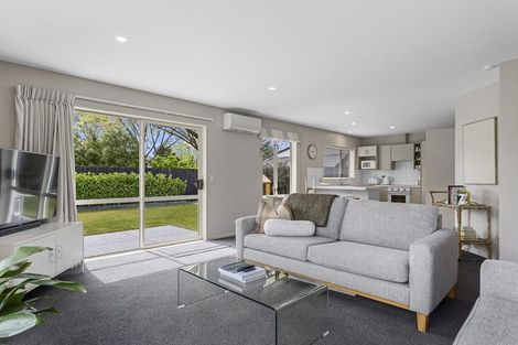 Photo of property in 4 Magnolia Lane, St Albans, Christchurch, 8052