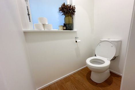 Photo of property in 4 Black Rock Road, Newlands, Wellington, 6037