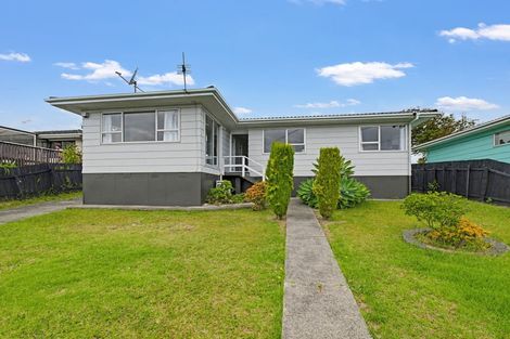 Photo of property in 52 Zelda Avenue, Clover Park, Auckland, 2023