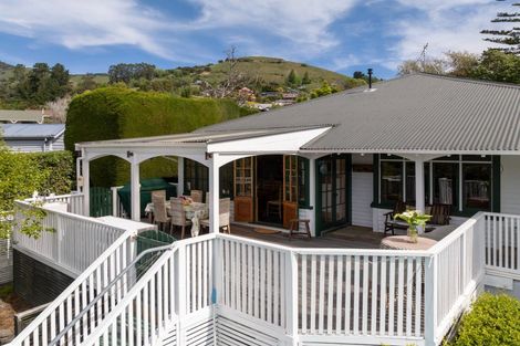 Photo of property in 9 William Street, Akaroa, 7520