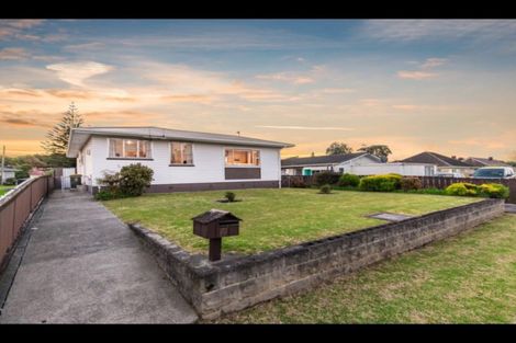 Photo of property in 19 Jordan Road, Mangere, Auckland, 2022