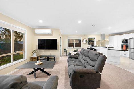 Photo of property in 21 Portobello Way, Huntington, Hamilton, 3210