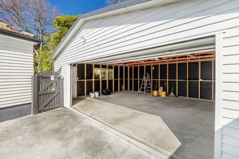 Photo of property in 14 Clapham Place, Whanganui East, Whanganui, 4500