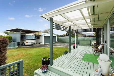 Photo of property in 36 John F Kennedy Drive, Milson, Palmerston North, 4414