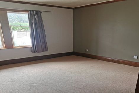 Photo of property in 2 Fernhill Terrace, Wadestown, Wellington, 6012