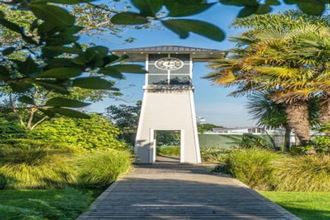 Photo of property in 90 Landmark Terrace, Orewa, 0931