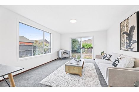 Photo of property in 37 Chipping Lane, Redwood, Christchurch, 8051