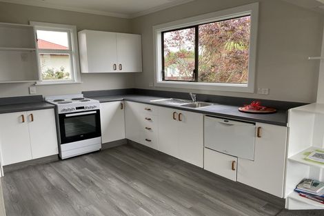 Photo of property in 21 Griffiths Avenue, Linwood, Christchurch, 8062