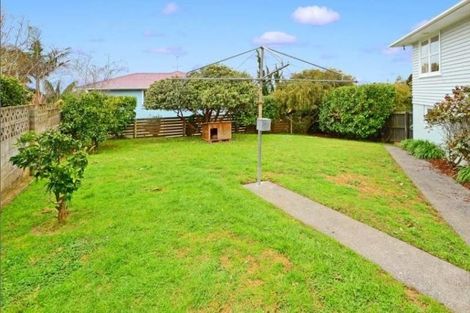 Photo of property in 15 Locket Road, Glenfield, Auckland, 0629