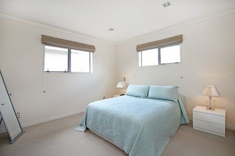 Photo of property in 23 Rosalie Terrace, Kelvin Grove, Palmerston North, 4414