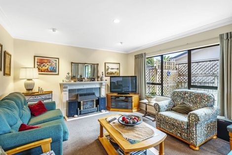 Photo of property in 12 Rua Road, Paraparaumu Beach, Paraparaumu, 5032