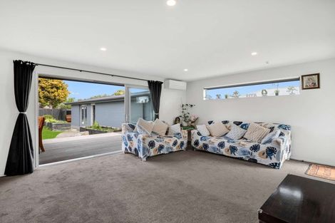 Photo of property in 7 Newhaven Street, Burwood, Christchurch, 8083