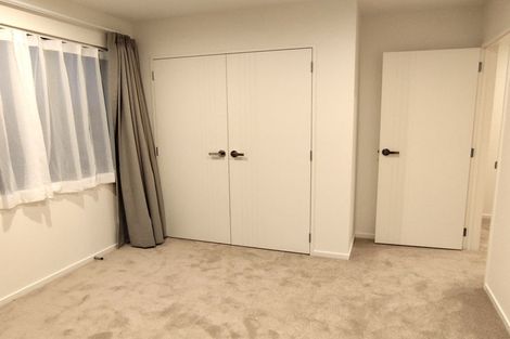 Photo of property in 24 Vanbrugh Place, Bucklands Beach, Auckland, 2014