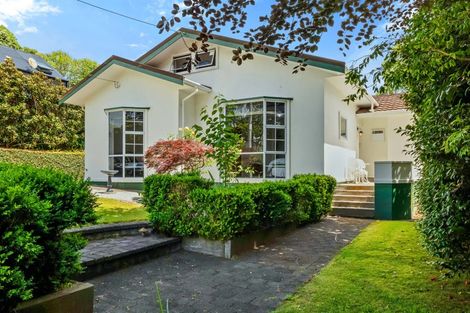 Photo of property in 14 Peace Avenue, Moturoa, New Plymouth, 4310