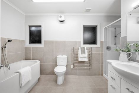Photo of property in 11 Evelyn Road, Cockle Bay, Auckland, 2014