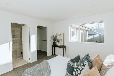 Photo of property in 15 Royal Oak Crescent, Holmes Hill, Oamaru, 9401