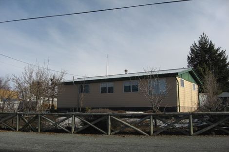 Photo of property in 23 Sealy Street, Twizel, 7901
