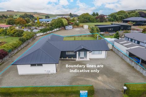 Photo of property in 17 Gordon Street, Weston, Oamaru, 9401