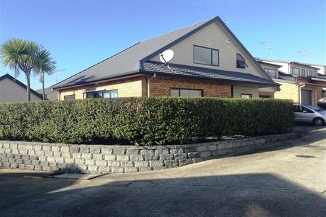 Photo of property in St Claire Village, 125/172 Mcleod Road, Te Atatu South, Auckland, 0610