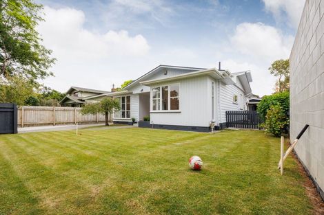 Photo of property in 39 Batt Street, West End, Palmerston North, 4410