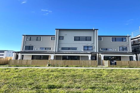 Photo of property in 15 Auranga Drive, Karaka, Papakura, 2113