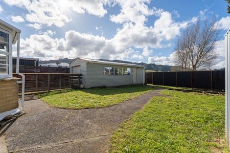 Photo of property in 127 Clouston Park Road, Clouston Park, Upper Hutt, 5018