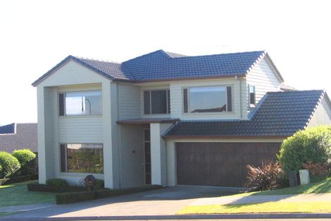 Photo of property in 20 Dunvegan Rise, East Tamaki Heights, Auckland, 2016