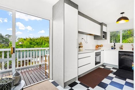 Photo of property in 323 Triangle Road, Massey, Auckland, 0614
