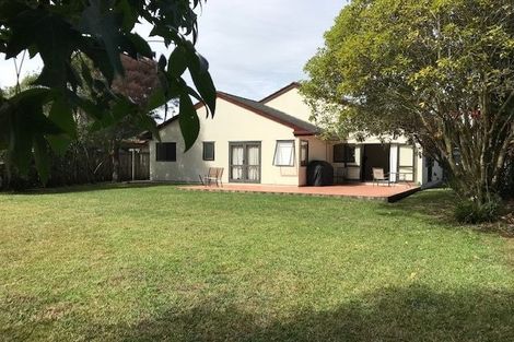 Photo of property in 16 Kristin Lane, Albany, Auckland, 0632