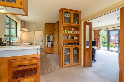 Photo of property in 19 Elwyn Place, Avonhead, Christchurch, 8042