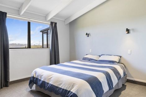 Photo of property in 83 Harvey Street, Waipahihi, Taupo, 3330