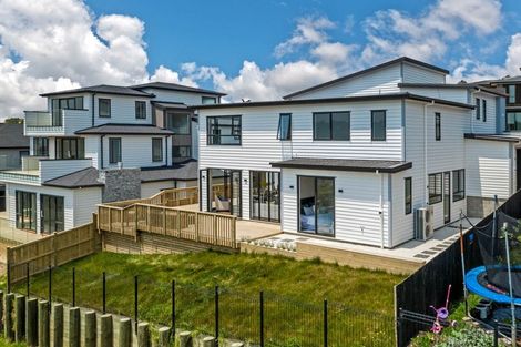 Photo of property in 3 May Potter Close, Oteha, Auckland, 0632