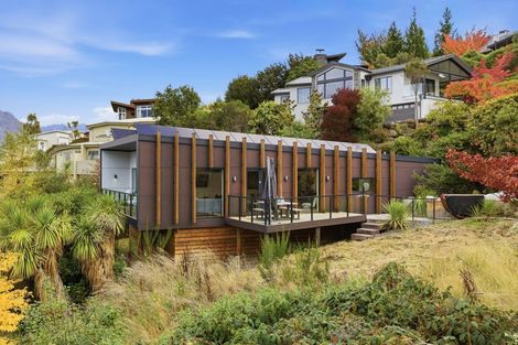 Photo of property in 5c Aspen Grove, Fernhill, Queenstown, 9300