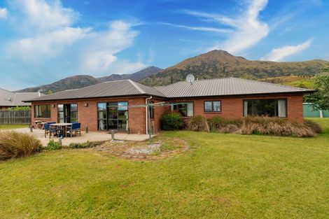 Photo of property in 14 Herries Lane, Lake Hayes, Queenstown, 9304