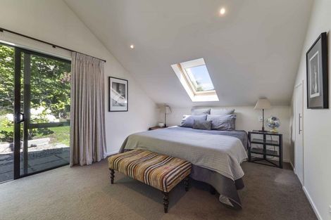 Photo of property in 6 Chartres Lane, Arrowtown, 9302