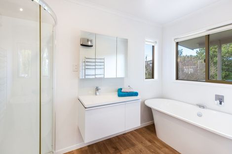 Photo of property in 7 Pipi Street, Two Mile Bay, Taupo, 3330