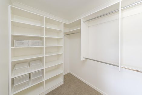 Photo of property in 2 Hydrangea Lane, Milson, Palmerston North, 4414