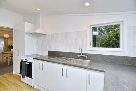 Photo of property in 25 Mackworth Street, Woolston, Christchurch, 8062