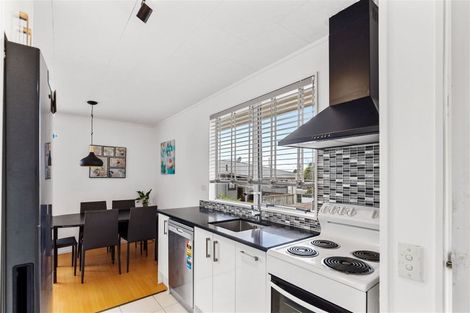 Photo of property in 146a/2 Don Buck Road, Massey, Auckland, 0614