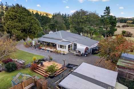 Photo of property in 85558 State Highway 2, Mount Bruce, Masterton, 5881